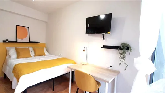 Rooms in Valladolid - photo 2