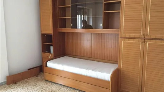 Rooms in Roma Municipio XIV – Monte Mario - photo 3