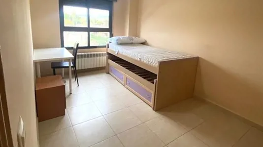 Rooms in Castellón de la Plana/Castelló de la Plana - photo 2