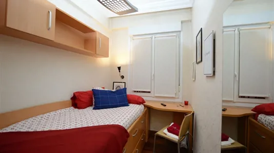 Rooms in Bilbao - photo 3