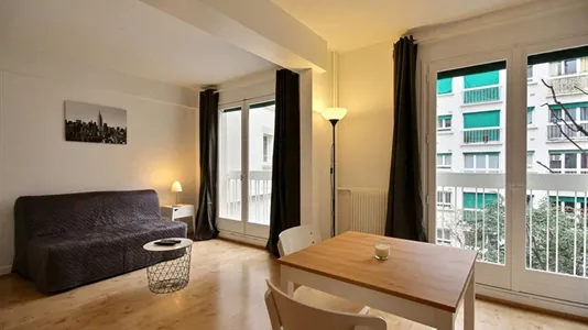 Apartments in Nanterre - photo 2