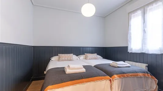 Apartments in Bilbao - photo 8