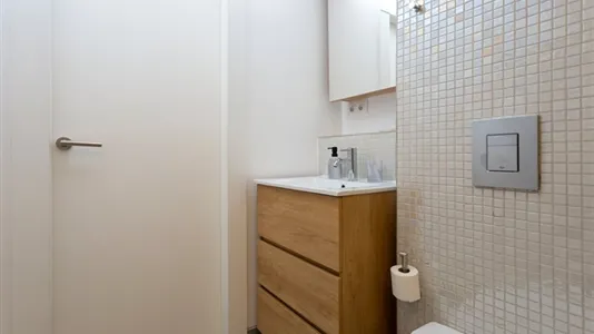 Apartments in Barcelona Eixample - photo 10