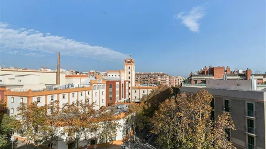 Apartments in Barcelona Eixample - photo 1