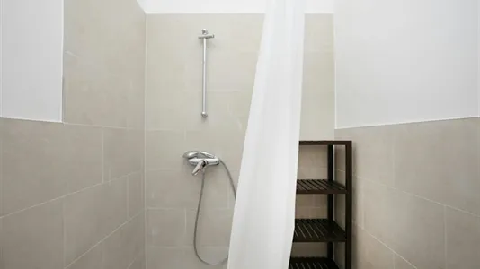 Rooms in Berlin Friedrichshain-Kreuzberg - photo 7