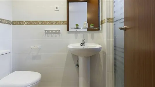 Rooms in Madrid Hortaleza - photo 7