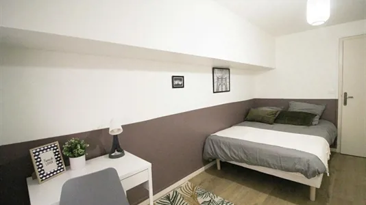 Rooms in Lyon - photo 1