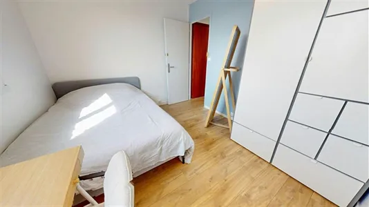 Rooms in Lyon - photo 2