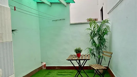 Rooms in Zaragoza - photo 10