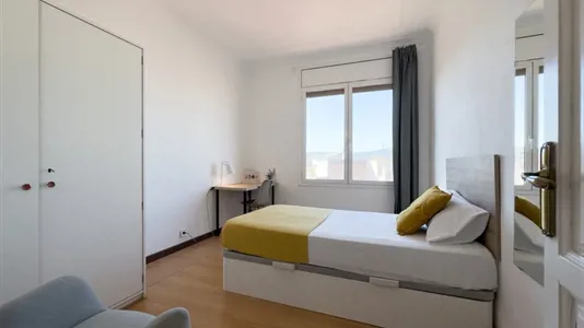 Rooms in Barcelona Ciutat Vella - photo 1