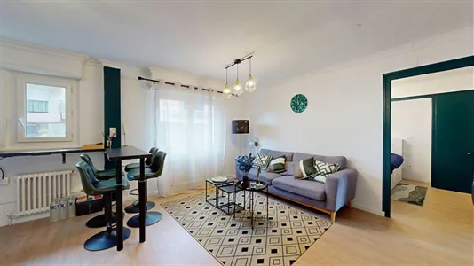 Rooms in Saint-Julien-en-Genevois - photo 1