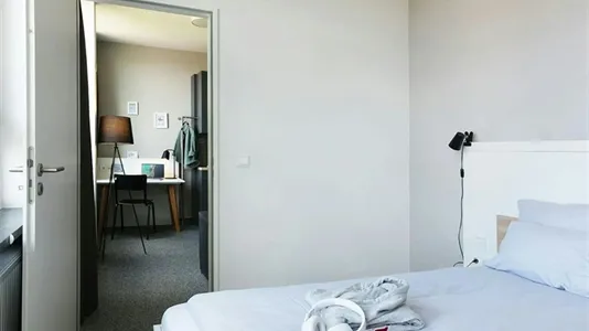 Apartments in Hamburg Harburg - photo 4