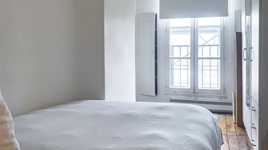 Apartments in Paris 8ème arrondissement - photo 6