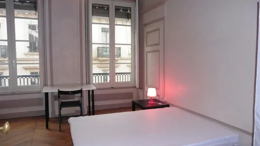 Rooms in Lyon - photo 3