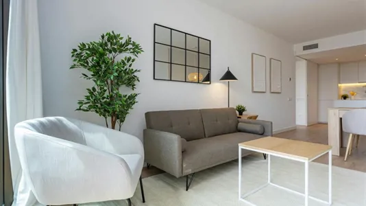 Apartments in Barcelona Eixample - photo 3