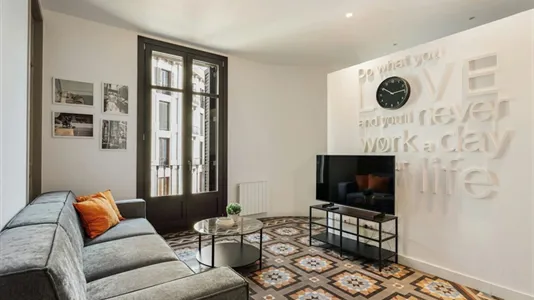 Rooms in Barcelona Eixample - photo 8