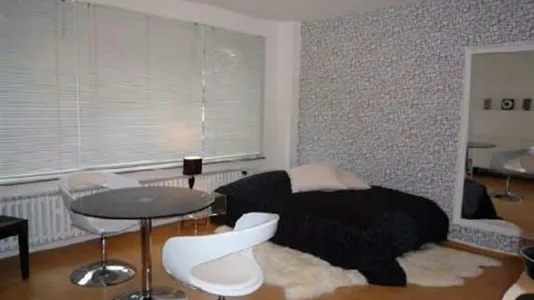 Apartments in Dusseldorf - photo 2