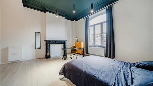 Rooms in Charleroi - photo 1