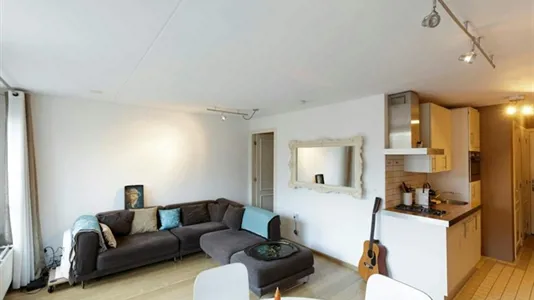 Apartments in Amsterdam Centrum - photo 2
