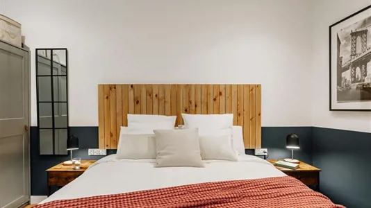 Rooms in Barcelona Eixample - photo 3