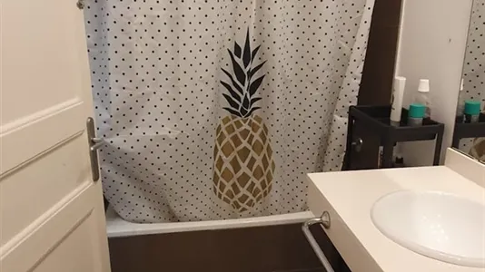 Rooms in Barcelona Eixample - photo 10