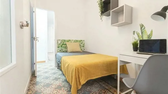 Rooms in Barcelona Ciutat Vella - photo 1