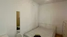 Room for rent, Porto (Distrito), &lt;span class=&quot;blurred street&quot; onclick=&quot;ProcessAdRequest(13235015)&quot;&gt;&lt;span class=&quot;hint&quot;&gt;See streetname&lt;/span&gt;[xxxxxxxxxxxxx]&lt;/span&gt;