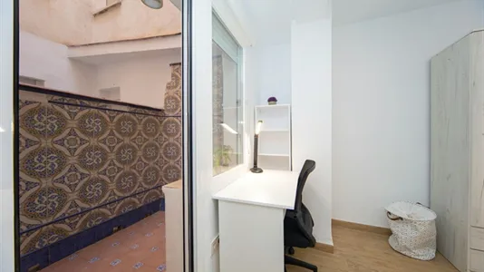 Rooms in Granada - photo 6