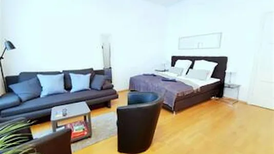 Apartments in Berlin Mitte - photo 2
