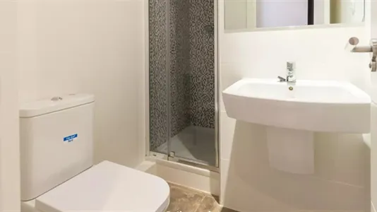 Rooms in Madrid Salamanca - photo 9