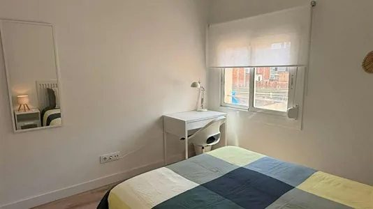 Rooms in Cornellà de Llobregat - photo 3