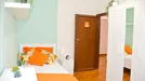 Room for rent, Modena, Emilia-Romagna, Piazzale Risorgimento