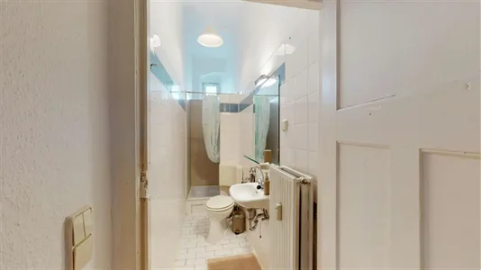 Apartments in Location is not specified - photo 9