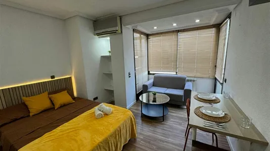 Rooms in Madrid Ciudad Lineal - photo 6