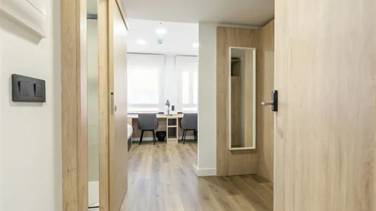 Rooms in Madrid Moncloa-Aravaca - photo 4