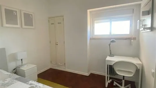 Rooms in Sintra - photo 4