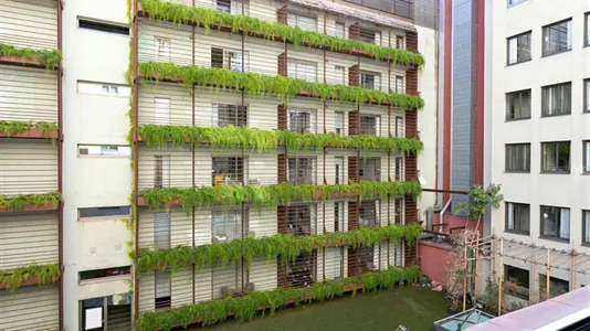 Apartments in Barcelona Eixample - photo 5