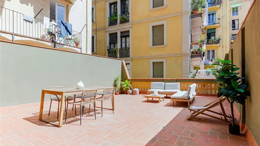 Apartments in Barcelona Ciutat Vella - photo 4