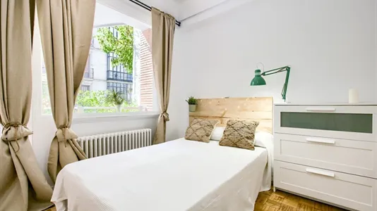 Rooms in Madrid Retiro - photo 4