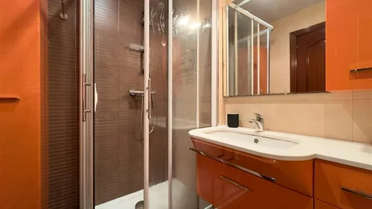 Rooms in Barcelona Eixample - photo 7