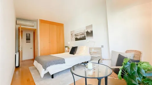 Apartments in El Encinar de los Reyes - photo 5