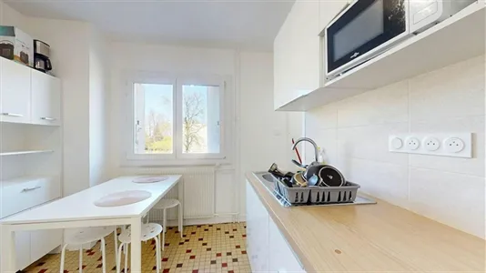 Rooms in Lyon - photo 5