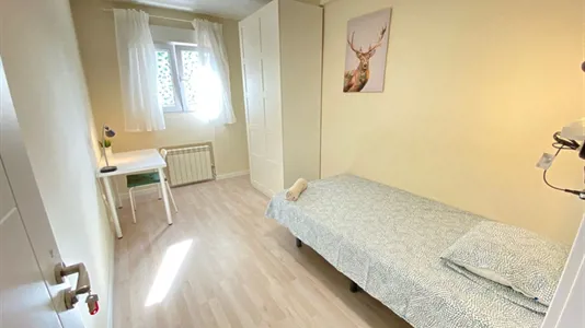 Rooms in Madrid San Blas - photo 3