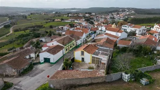 Houses in Caldas da Rainha - photo 9