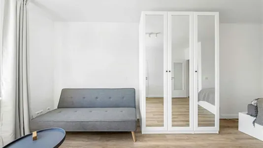 Apartments in Berlin Steglitz-Zehlendorf - photo 7