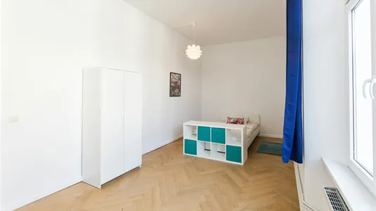 Rooms in Location is not specified - photo 2