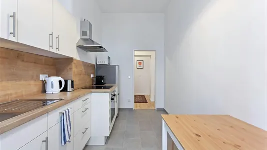 Rooms in Berlin Mitte - photo 8