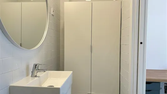 Rooms in Madrid San Blas - photo 5