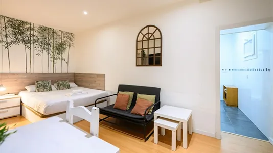 Apartments in Madrid Centro - photo 4