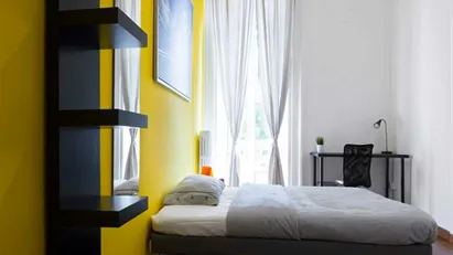 Room for rent in Milano Zona 1 - Centro storico, Milan